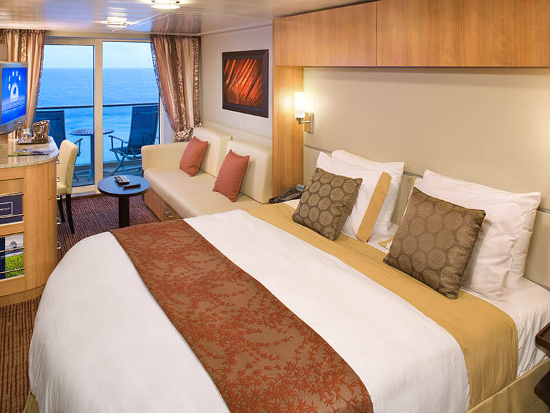 2D - Deluxe 2 bed Oceanview stateroom with balcony