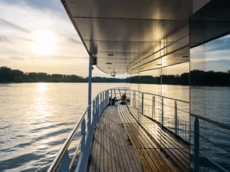 NIC_Belvedere_Schiff