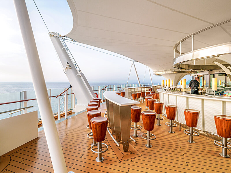A4_Lanai_Bar