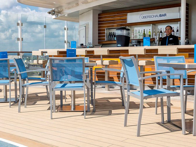 Ueberschau Bar