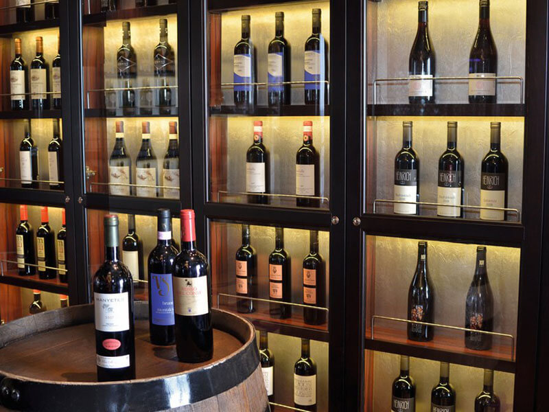 Wein und Wahrheit Vinothek