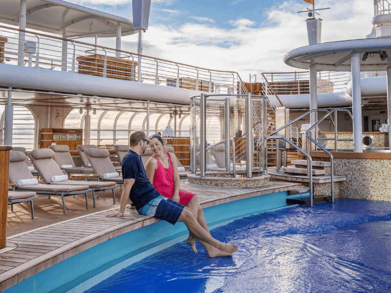 DIS_Wonder_Pooldeck