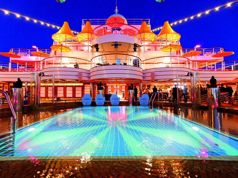 Pooldeck