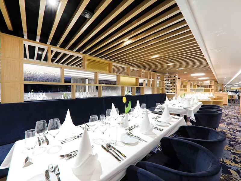 Restaurant_01