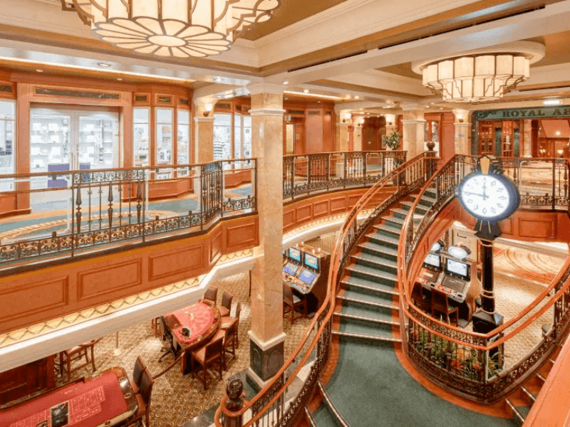 CUN_Elisabeth_Royal_Arcade