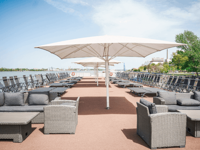 PLN_RoussePrestige_Sonnendeck