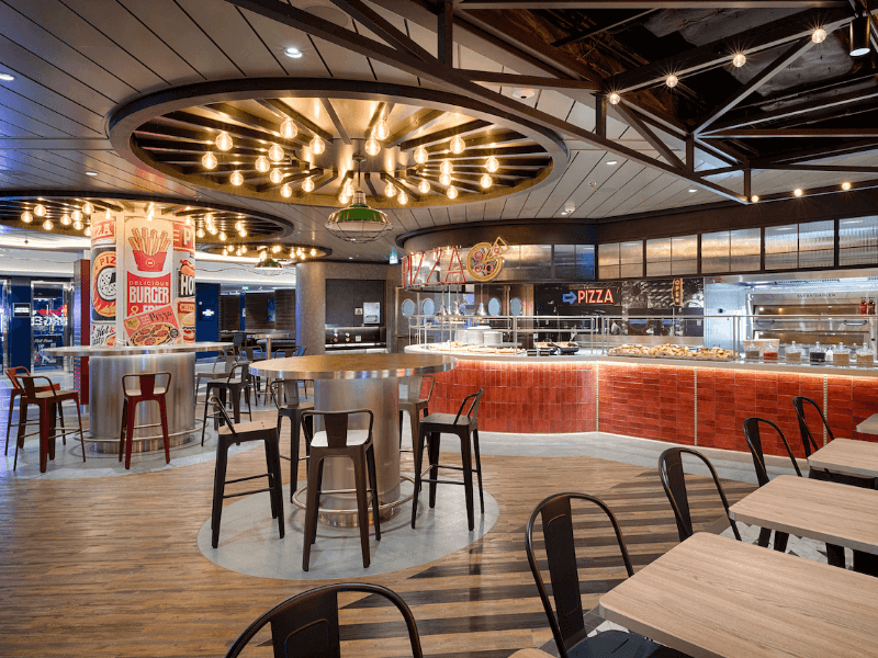 MSC_WorldAtlantic_PizzaBurger