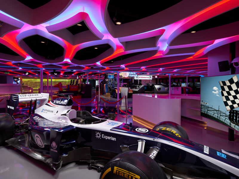 N4_F1_Car_Sim
