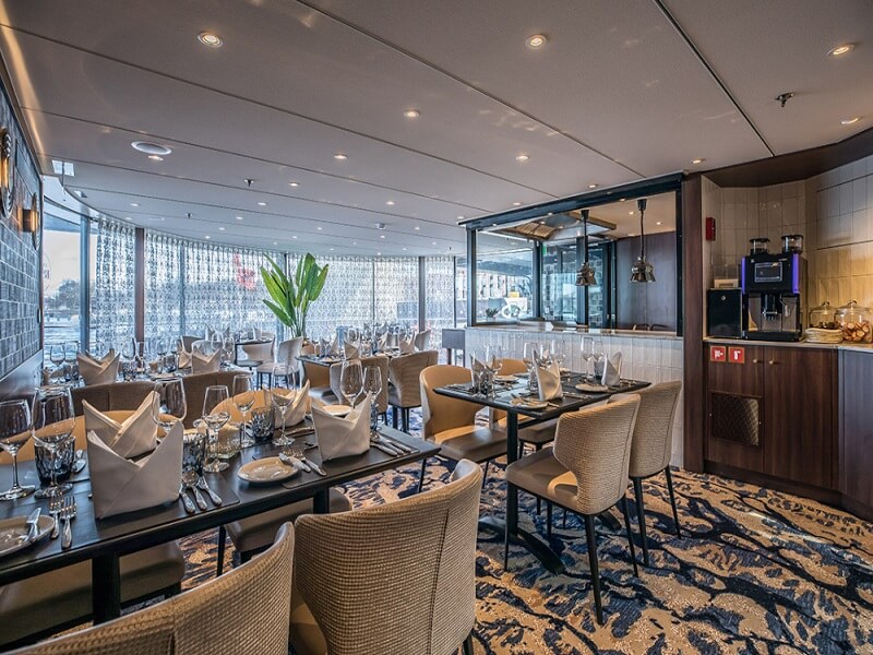 VVC_Tiara_Bistro