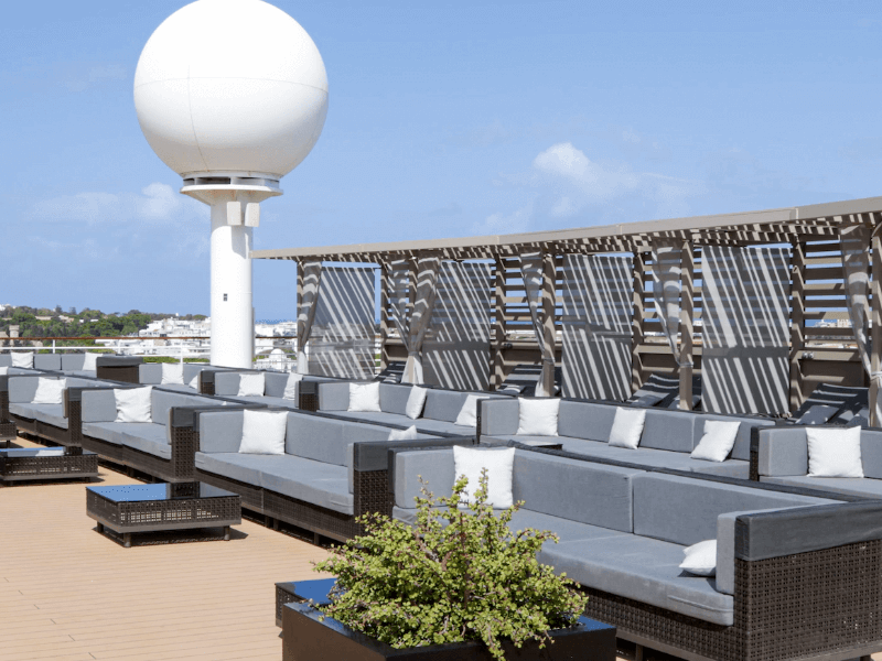 CEL_YI_Rooftop