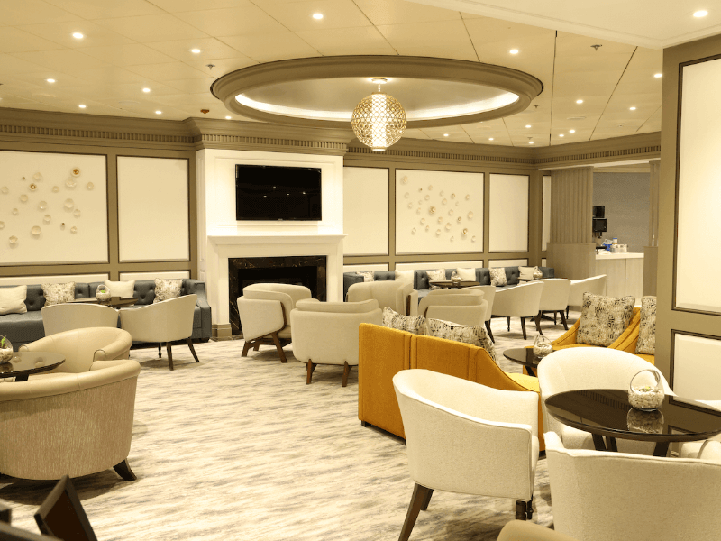 CEL_YI_Retreatlounge