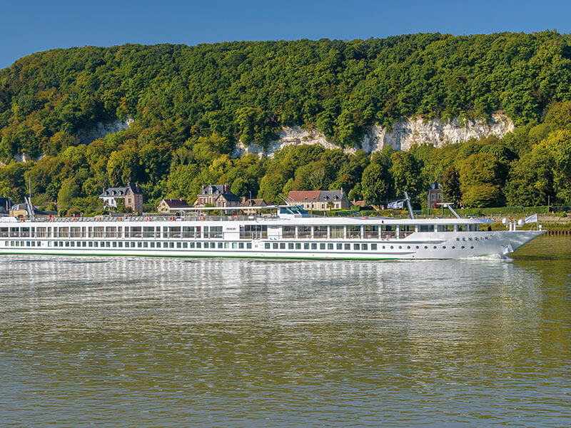 Seine 4 days from/to Paris